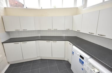 St. Georges Terrace, Jesmond, Newcastle - Image 3